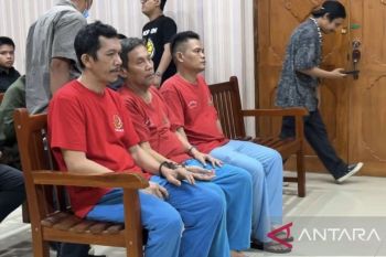 Fenomena embun es kembali muncul di Bromo