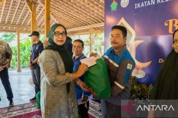 IKBI PTPN IV Regional III Berbagi 459 Paket Sembako di Bulan Suci