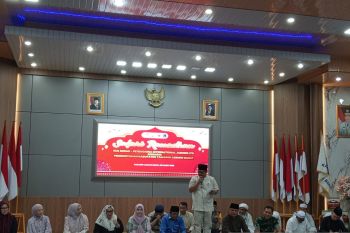 Safari Ramadan di Tanjab Barat, SKK Migas PetroChina Serahkan 10 Program PPM dan Berikan 50 Anak Yatim Bingkisan