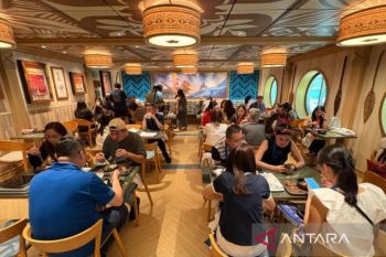 Restoran gratis yang bisa dicoba dalam kapal Disney Adventure