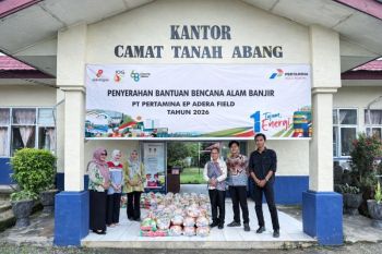 Pertamina Hulu Rokan Zona 4 salurkan bantuan sembako bagi warga terdampak banjir di Sumsel