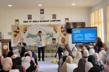 Anggota DPRD Lampung isi kegiatan pesantren kilat di SMA YP Unila