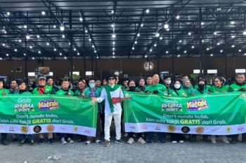 Semangat Ramadan di Medan, mitra Grab bagikan ratusan takjil