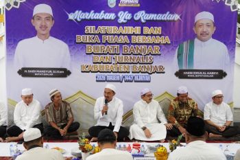 Bupati dan Wabup Banjar buka puasa bersama jurnalis pererat sinergi