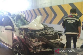 Kronologi kecelakaan hari ini di Tol JORR, Fuso Rem Blong Hingga 7 Kendaraan Tabrakan Beruntun