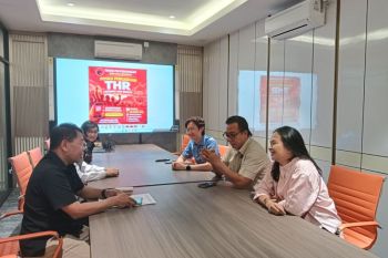 Fraksi PDIP DPRD Kota Semarang buka kanal aduan THR