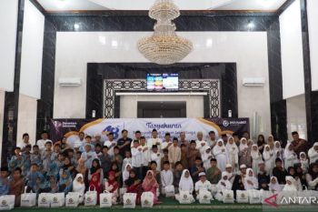 Jasamarga santuni 400 anak yatim sepanjang ruas Trans Jawa