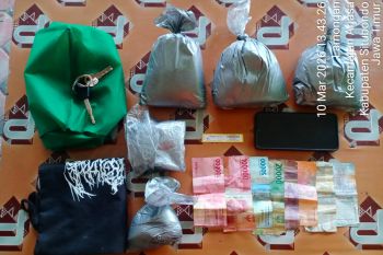 Polres Situbondo ungkap peredaran bubuk bahan peledak petasan