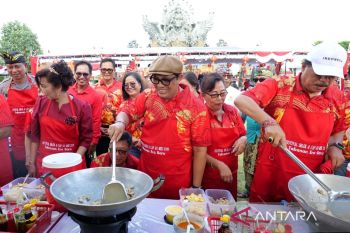 Bupati Tabanan: Cap Go Meh untuk harmoni antar umat beragama