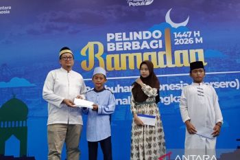 PT Pelindo Pangkalbalam bagikan 4.500 takjil buka puasa