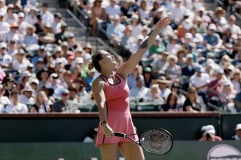 Sabalenka singkirkan Osaka dan melaju ke perempat final Indian Wells