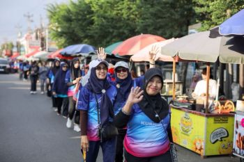 Bank Jateng Syariah KCPS UMS adakan jalan senja bersama mitra UMKM