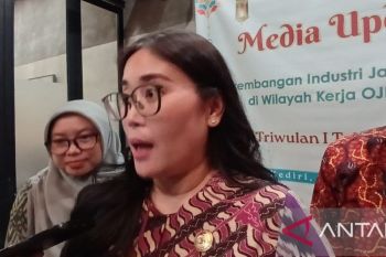 Tren pertumbuhan industri jasa keuangan stabil