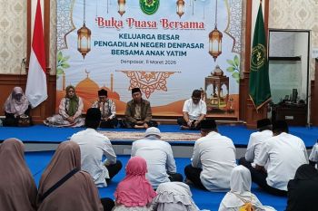 PN Denpasar "bukber" bersama anak yatim untuk amalkan nilai toleransi