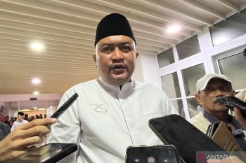 Presiden Prabowo bagikan sembako untuk 36 ribu KK tetangga di Bogor jelang Idul Fitri