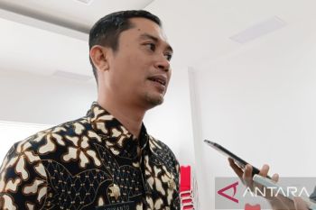 Fotografi mengantarkan Sandriani Permani terbang tinggi