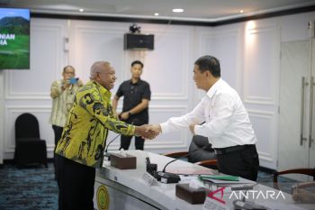 Gubernur Papua Barat temui Mentan, bahas penguatan sektor pangan