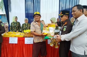 Kejari Dharmasraya gelar Ramadhan berkah pasar murah, sasar bantu kaum duafa