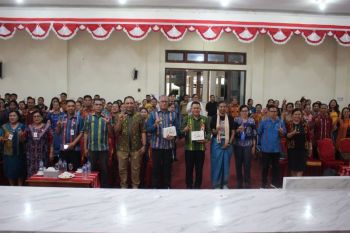 Guru Sumba Barat Luncurkan Modul Literasi Berbasis Budaya Lokal