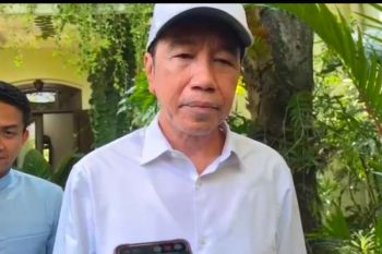 Jokowi terima permohonan maaf Rismon Sianipar