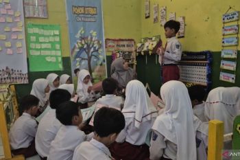 Langkah kecil di kelas, kemampuan literasi siswa Sumedang tumbuh