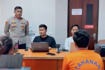 Polisi Karawang tangkap pasangan suami isteri pencuri rumah kosong