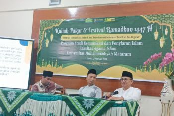 Kuliah pakar UMMAT bahas etika komunikasi di era banjir informasi digital