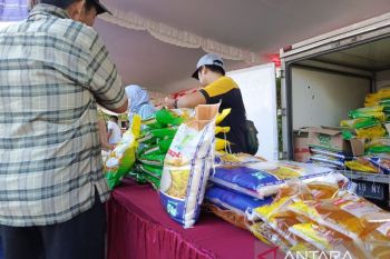 Babel tambah pasokan 325 ton minyak  goreng menjelang Idul Fitri