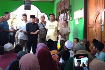 Wali Kota Palangka Raya pastikan pendidikan anak korban kebakaran terjamin