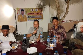 Gt Iskandar Sosrev bersama insan pers