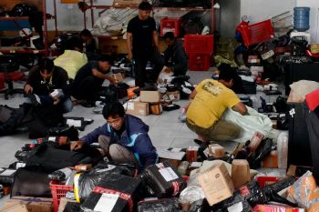 Jasa pengiriman paket melalui kurir meningkat