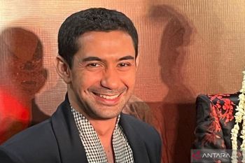 Reza Rahadian cerita terlibat bintangi film horor "Suzzanna" terbaru