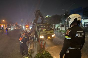 Puluhan akses putar arah di Jalur Pantura Karawang ditutup selama mudik lebaran