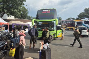 H-7 Lebaran 2026: Pergerakan Pemudik di Terminal Cicaheum Bandung Mulai Meningkat
