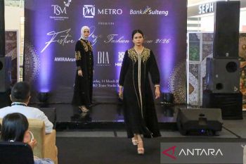 Pemkot Makassar dorong penguatan ekraf lewat Festive Raya Fashion Show