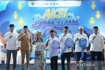 Tiga desa di Tanah Bumbu terima penghargaan Adipura Lokal