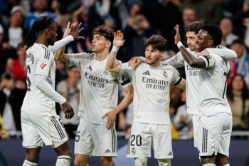 Real Madrid tempel ketat Barcelona di klasemen sementara