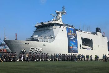 Indonesian Navy deploys warship for Eid al-Fitr homecoming