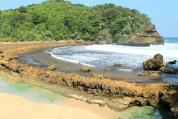 Polisi siapkan jalur alternatif ke wisata pantai di Malang selatan
