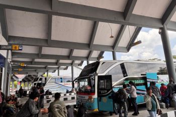 Tiga ribuan pemudik tinggalkan Bali melalui Terminal Mengwi tiap hari