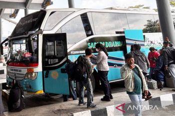 Pemudik tinggalkan Bali melalui Terminal Mengwi 3.000 orang per hari