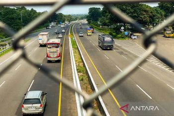 Rest Area 207A Palikanci Mulai Padat, Polisi Terapkan Kanalisasi Kendaraan!