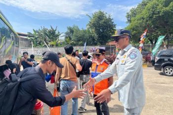Ratusan perantau mudik gratis dari Jakarta mulai tiba di Jambi