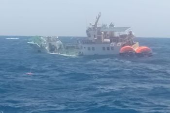 Mati mesin dan miring 20 derajat, KM Gandha Nusantara 17 terombang-ambing di perairan Ternate