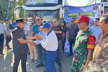 Pemkot Cilegon fasilitasi ribuan warga mudik gratis ke Jawa & Sumatera