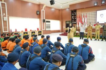 Pemkot Bandarlampung bagikan THR kepada 5.824 PPPK Paruh Waktu