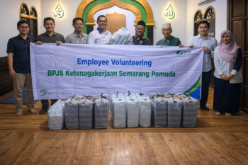 "Employee Volunteering", BPJS Ketenagakerjaan Semarang Pemuda berbagi untuk masyarakat
