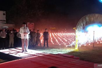 Ribuan lampu botol dan kuliner gratis warnai Tumbilotohe di Gorontalo