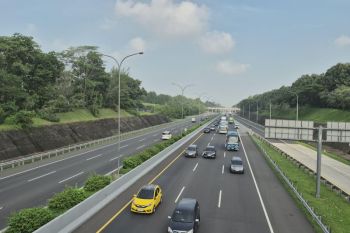 Arus jalan Tol Cipali meningkat saat H-4 Lebaran