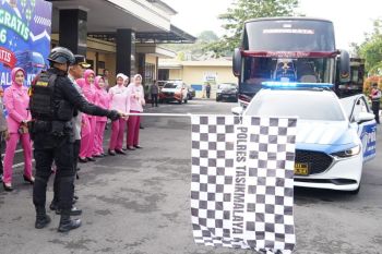 Polres Tasikmalaya Kota berangkatkan 114 orang mudik gratis